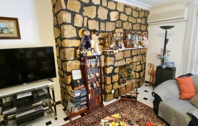 Resale - Villa - Benidorm - Costa Blanca