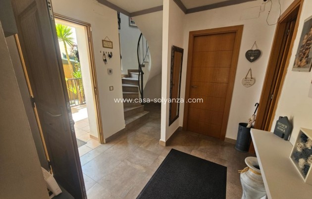 Resale - Villa - Sierra Cortina - Inland