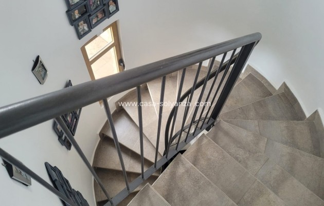 Resale - Villa - Sierra Cortina - Inland