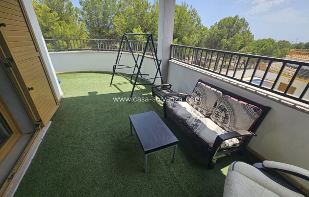 Resale - Villa - Sierra Cortina - Inland