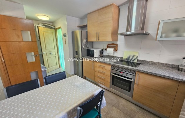 Resale - Villa - Sierra Cortina - Inland
