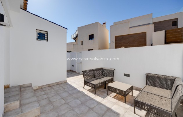 Resale - Villa - Torrevieja - Aguas nuevas
