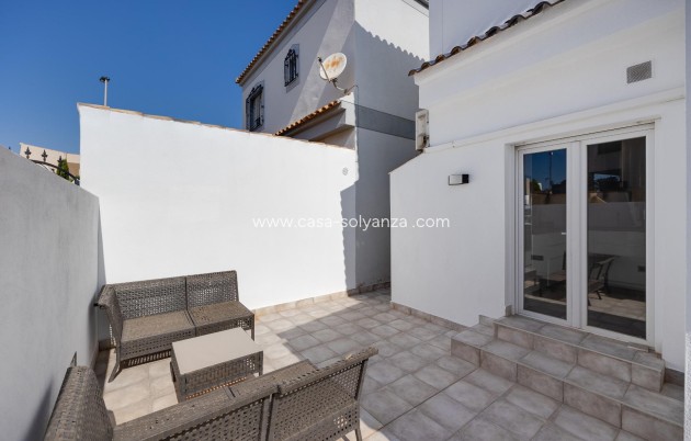 Resale - Villa - Torrevieja - Aguas nuevas