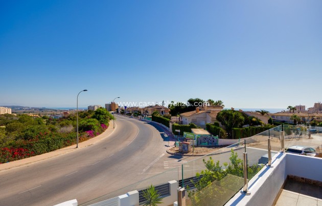 Resale - Villa - Torrevieja - Aguas nuevas