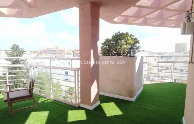 Resale - Apartment / flat - Torrevieja - Habaneras