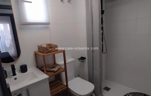 Resale - Apartment / flat - Torrevieja - Habaneras