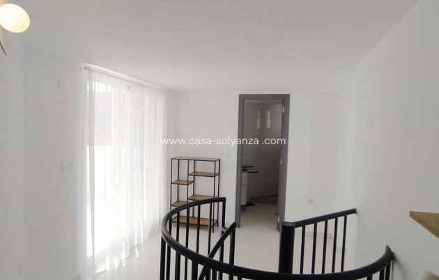 Resale - Apartment / flat - Torrevieja - Habaneras