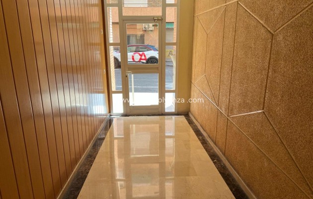 Reventa - Apartamento / piso - Alicante - Nuevo San Blas