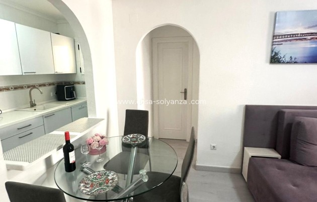 Resale - Apartment / flat - Torrevieja - Center