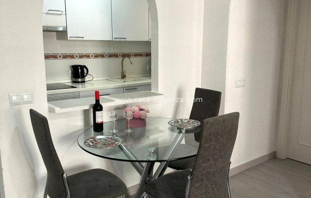 Resale - Apartment / flat - Torrevieja - Center