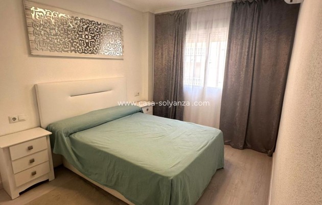 Resale - Apartment / flat - Torrevieja - Center