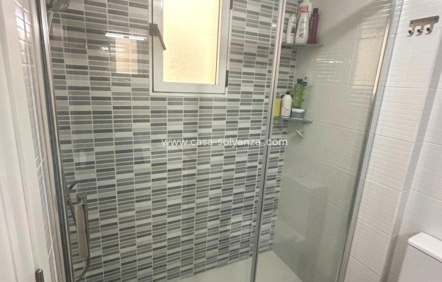 Resale - Apartment / flat - Torrevieja - Center