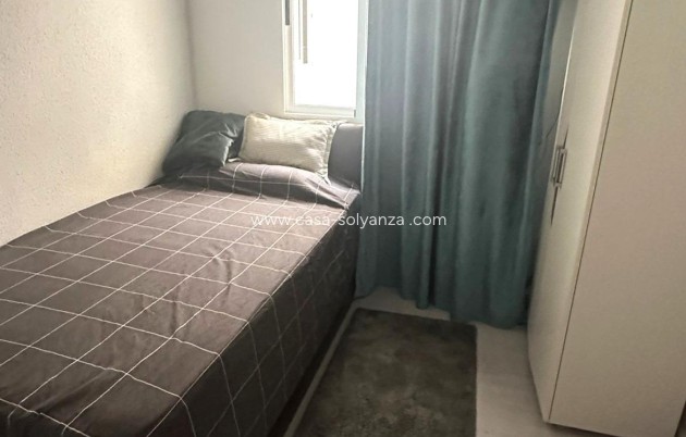 Resale - Apartment / flat - Torrevieja - Center