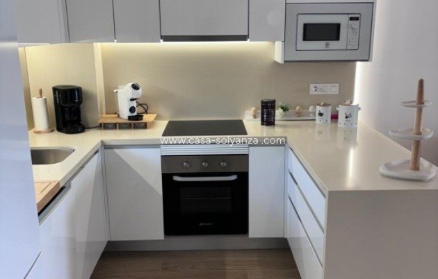 Resale - Apartment / flat - Los Balcones - Costa Blanca