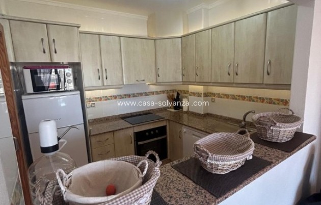 Resale - Apartment / flat - La Marina - Costa Blanca