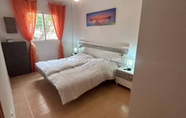 Resale - Apartment / flat - La Marina - Costa Blanca
