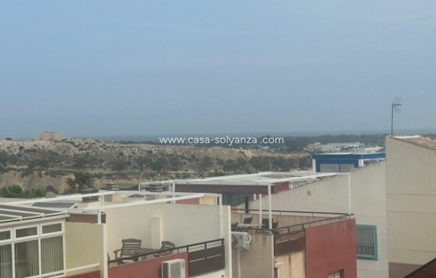 Resale - Apartment / flat - La Marina - Costa Blanca