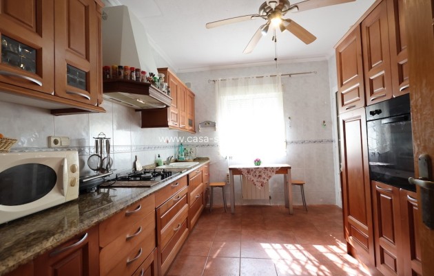 Herverkoop - Villa - Playa Flamenca - Costa Blanca