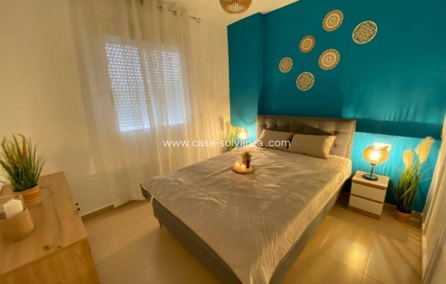 Resale - Apartment / flat - Playa De Los Naufragos - Costa Blanca