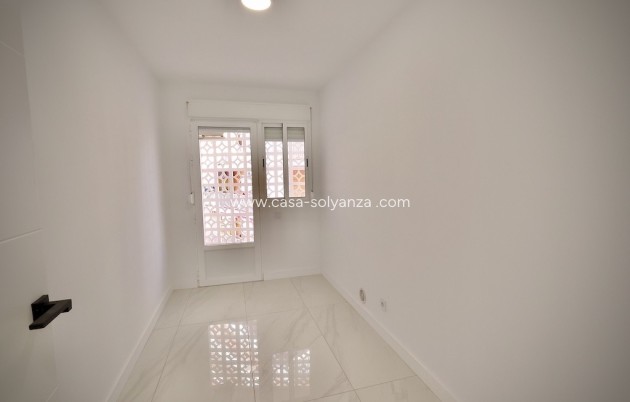 Resale - Apartment / flat - Playa del Cura - Costa Blanca