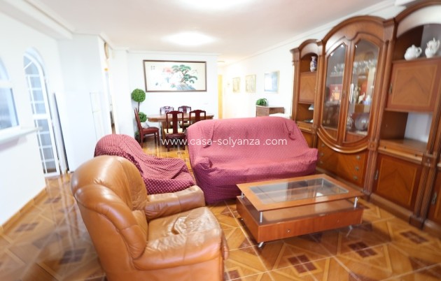 Resale - Apartment / flat - Punta Prima - Costa Blanca