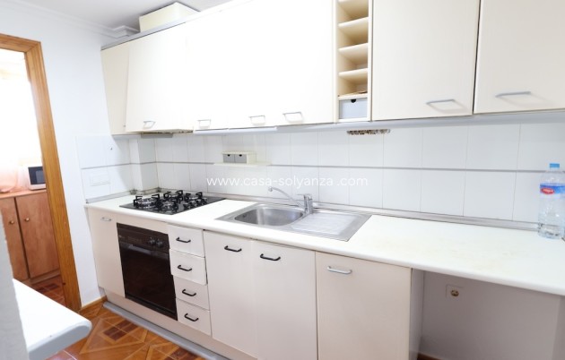 Resale - Apartment / flat - Punta Prima - Costa Blanca