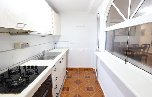 Resale - Apartment / flat - Punta Prima - Costa Blanca