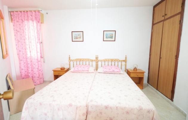 Resale - Apartment / flat - Playa Del Acequion - Costa Blanca