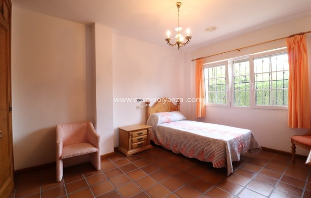 Resale - Villa - Mil Palmeras - Costa Blanca