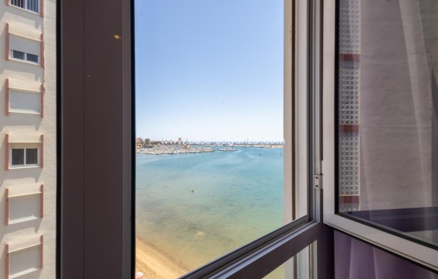 Reventa - Apartamento / piso - Playa De Los Naufragos - Costa Blanca