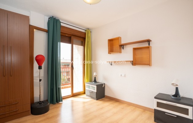 Resale - Apartment / flat - Playa Del Acequion - Costa Blanca