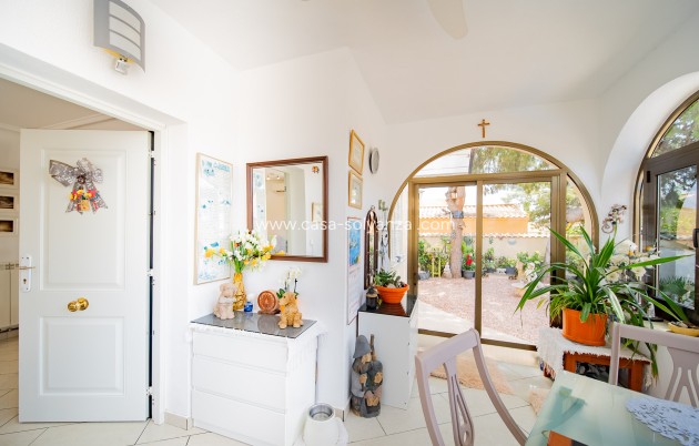 Resale - Villa - Orihuela Costa - La Florida