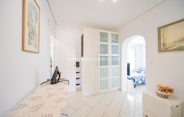 Resale - Villa - Orihuela Costa - La Florida