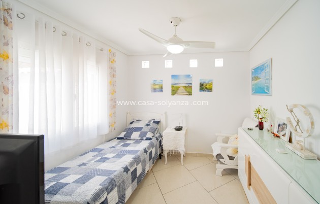 Resale - Villa - Orihuela Costa - La Florida