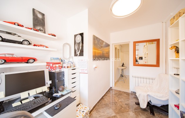 Resale - Villa - Orihuela Costa - La Florida