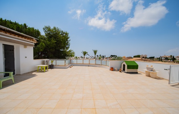 Resale - Villa - Orihuela Costa - La Florida