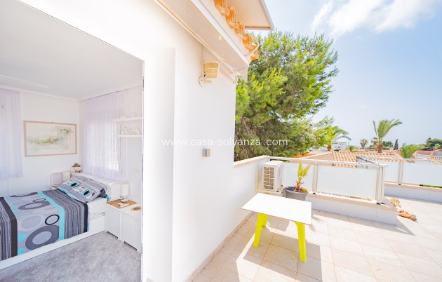 Resale - Villa - Orihuela Costa - La Florida