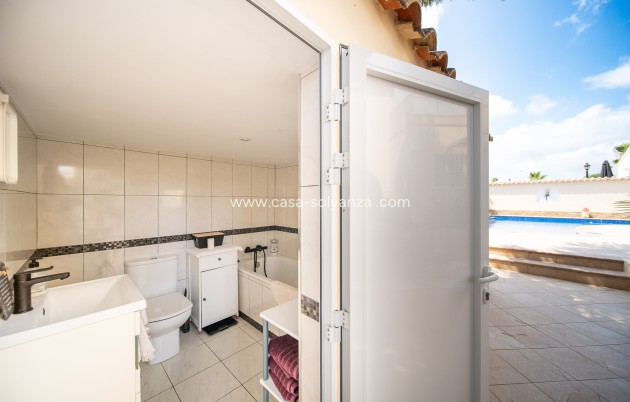 Resale - Villa - Orihuela Costa - La Florida