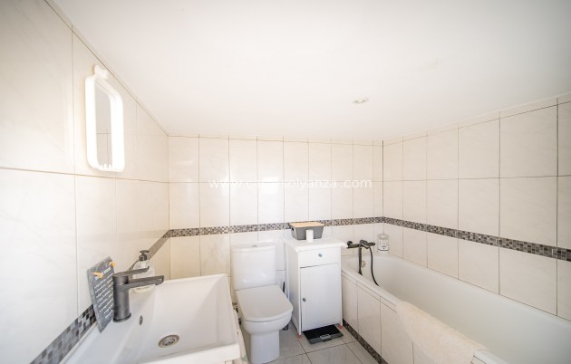 Resale - Villa - Orihuela Costa - La Florida