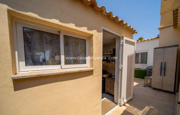 Resale - Villa - Orihuela Costa - La Florida