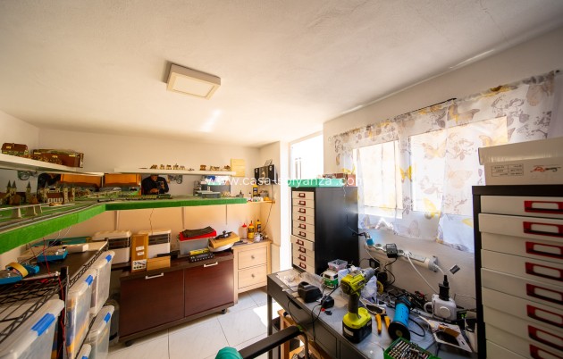 Resale - Villa - Orihuela Costa - La Florida