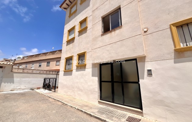 Resale - Apartment / flat - La Zenia - Costa Blanca