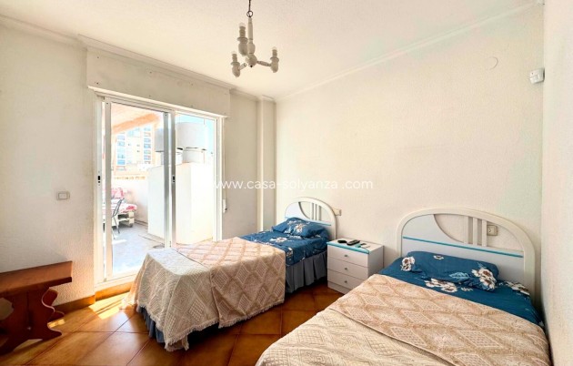 Resale - Apartment / flat - Torrevieja - Costa Blanca