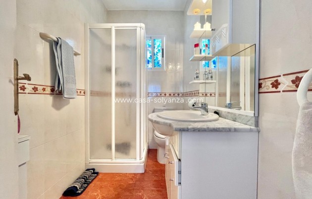 Resale - Apartment / flat - Torrevieja - Estacion Autobuses