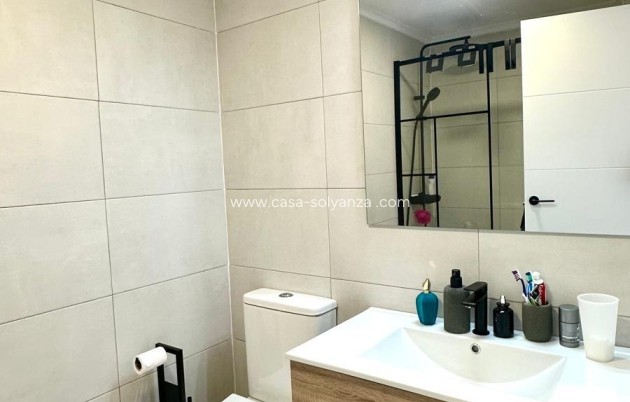 Resale - Apartment / flat - Torrevieja - Punta Prima