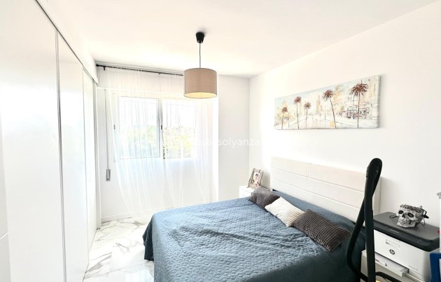 Resale - Apartment / flat - Torrevieja - Punta Prima