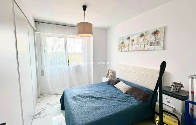 Resale - Apartment / flat - Torrevieja - Punta Prima
