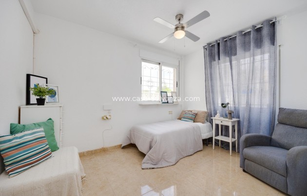 Resale - Townhouse - Torrevieja - La Siesta