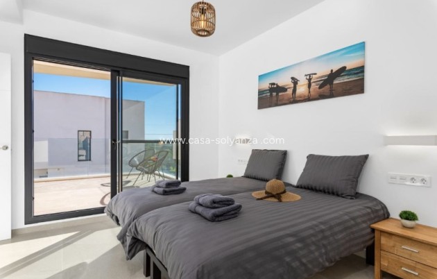 Resale - Villa - San Miguel de Salinas - Inland