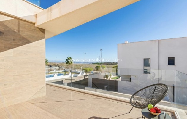 Resale - Villa - San Miguel de Salinas - Inland